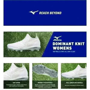 Women's softball  cleat